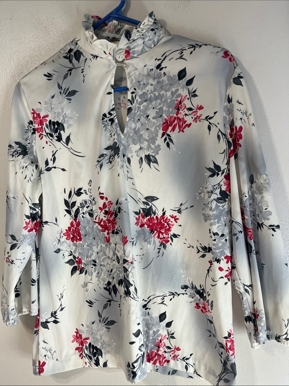 Vintage Laurent Paris Rome Ruffle-Neck Women's Top - Polyester